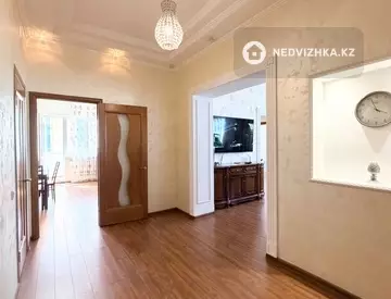 3-комнатная квартира, этаж 12 из 15, 118 м², миниатюра 4