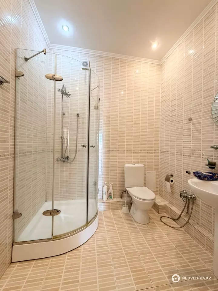 3-комнатная квартира, этаж 12 из 15, 118 м², фотография 5