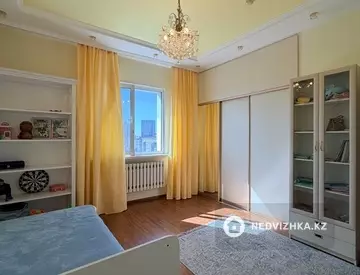 3-комнатная квартира, этаж 12 из 15, 118 м², миниатюра 11