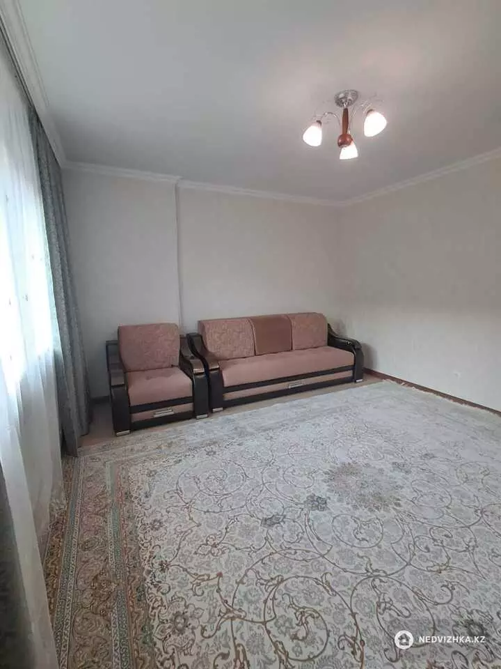 2-комнатная квартира, этаж 2 из 5, 75 м², фотография 5