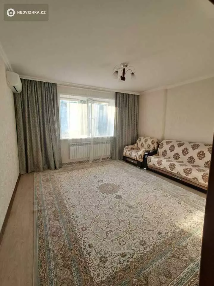 2-комнатная квартира, этаж 2 из 5, 75 м², фотография 2