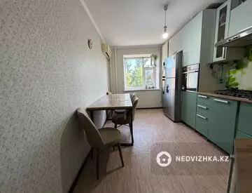 3-комнатная квартира, этаж 3 из 5, 81 м², миниатюра 5