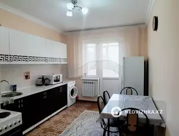 2-комнатная квартира, этаж 7 из 10, 70 м², На длительный срок