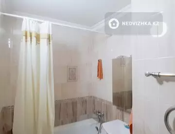 2-комнатная квартира, этаж 7 из 10, 70 м², На длительный срок, миниатюра 9