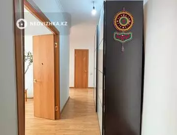2-комнатная квартира, этаж 3 из 12, 58 м², миниатюра 9
