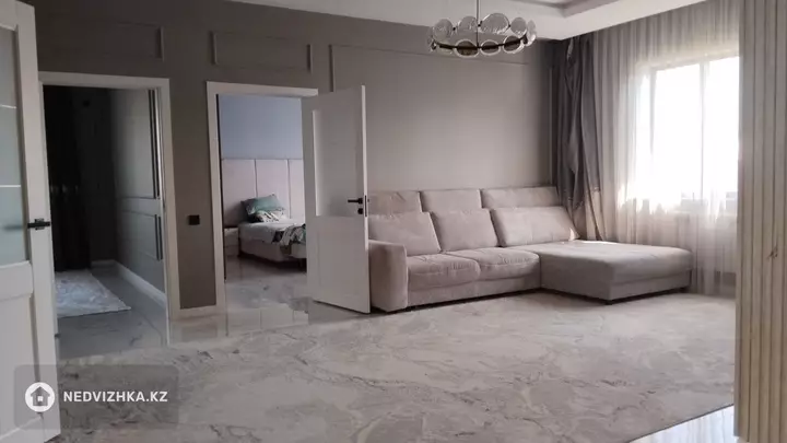 4-комнатная часть дома, 12 соток, 250 м², фотография 4