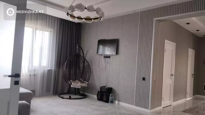 4-комнатная часть дома, 12 соток, 250 м², фотография 5