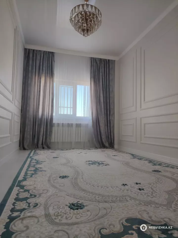 2-комнатная квартира, этаж 10 из 10, 45 м², фотография 2