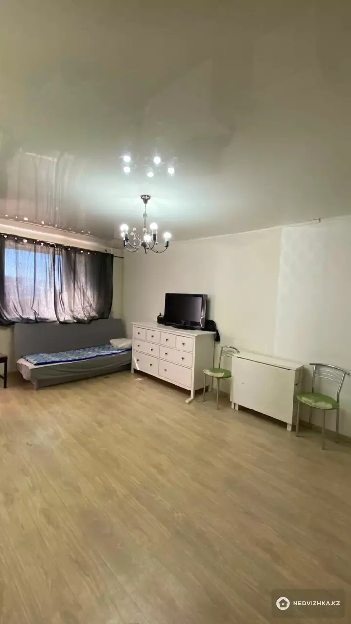 1-комнатная квартира, этаж 11 из 11, 38 м², фотография 5