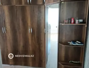 1-комнатная квартира, этаж 4 из 5, 45 м², На длительный срок