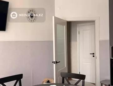 2-комнатная квартира, этаж 3 из 5, 75 м², миниатюра 9
