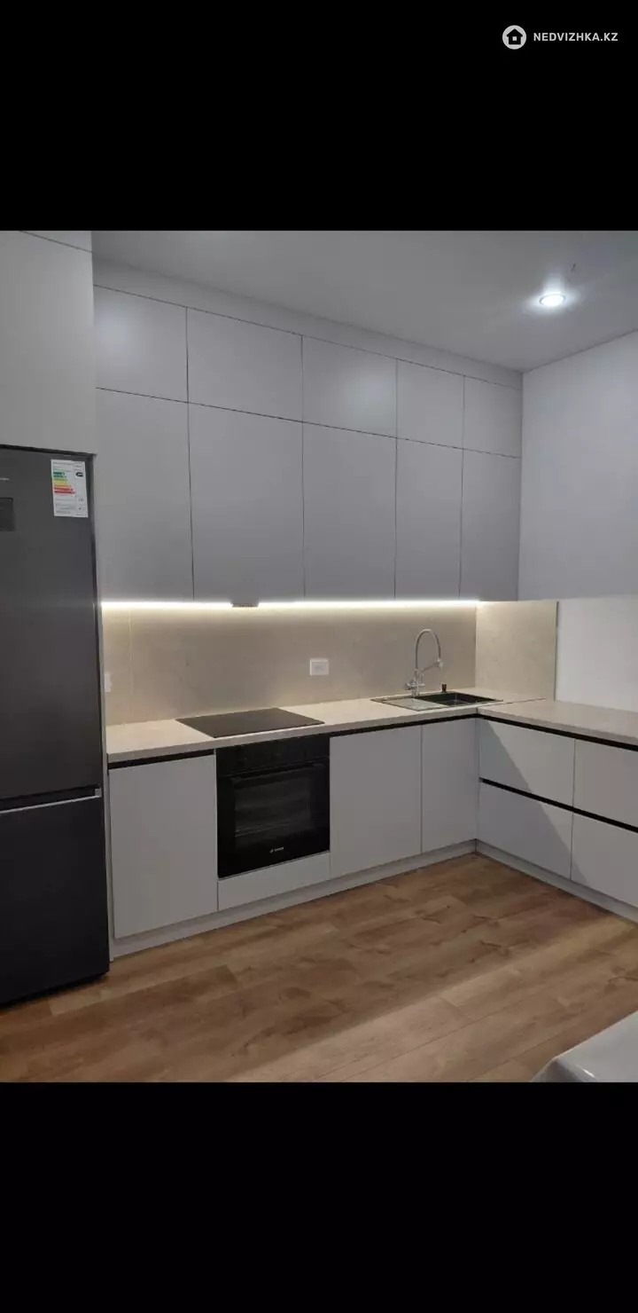 3-комнатная квартира, этаж 9 из 10, 101 м², фотография 5