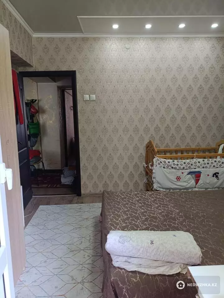 2-комнатная квартира, этаж 2 из 5, 51 м², фотография 4