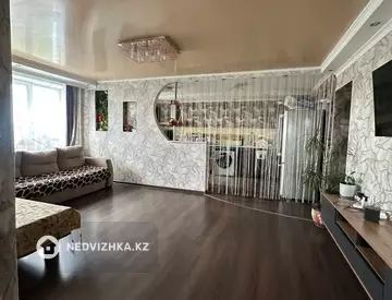 4-комнатная квартира, этаж 9 из 10, 99 м²