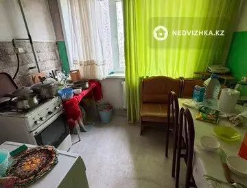 3-комнатная квартира, этаж 2 из 9, 67 м², миниатюра 4