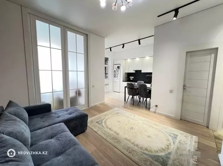 2-комнатная квартира, этаж 13 из 13, 43 м², фотография 5