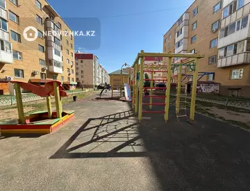 3-комнатная квартира, этаж 7 из 9, 68 м², миниатюра 1