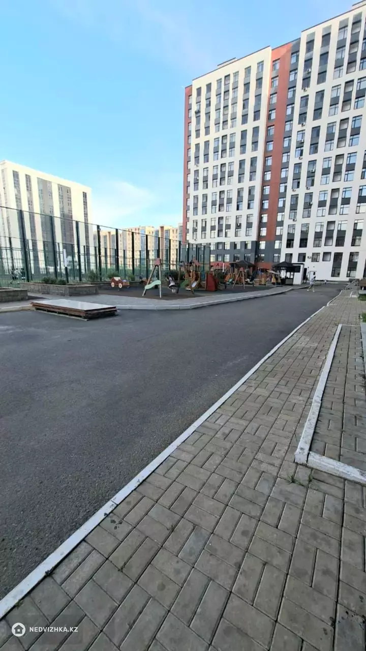 3-комнатная квартира, этаж 10 из 17, 61 м²