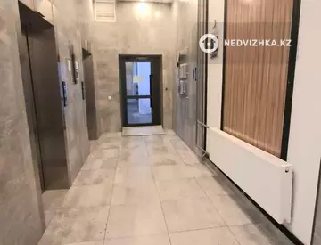 3-комнатная квартира, этаж 10 из 17, 61 м², миниатюра 5