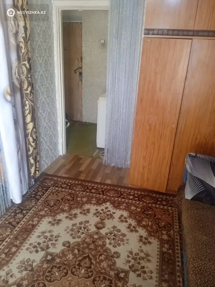 2-комнатная квартира, этаж 4 из 5, 23 м², фотография 2