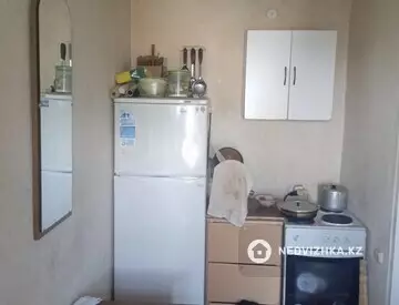 2-комнатная квартира, этаж 4 из 5, 23 м²