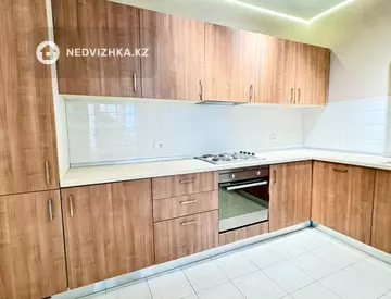 2-комнатная квартира, этаж 7 из 7, 72 м², миниатюра 6