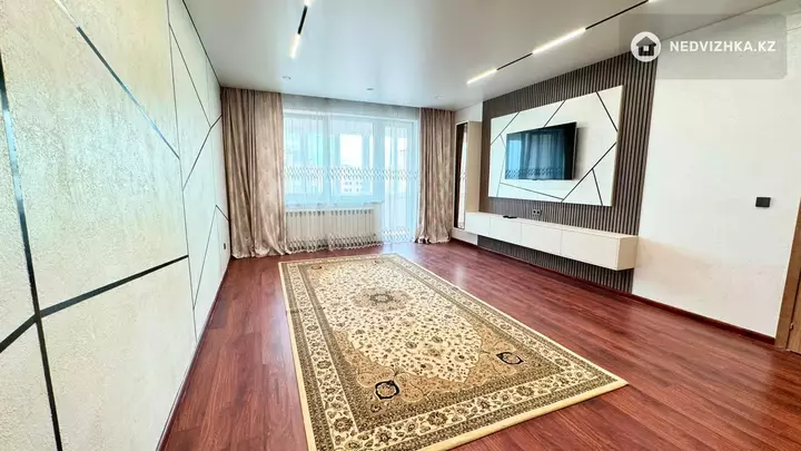 2-комнатная квартира, этаж 7 из 7, 72 м², фотография 5