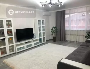4-комнатная квартира, этаж 6 из 9, 105 м²