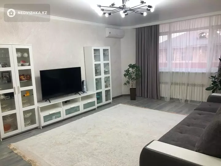 4-комнатная квартира, этаж 6 из 9, 105 м², фотография 5