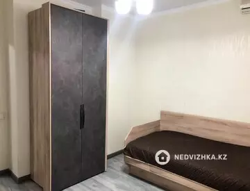 4-комнатная квартира, этаж 6 из 9, 105 м², миниатюра 7