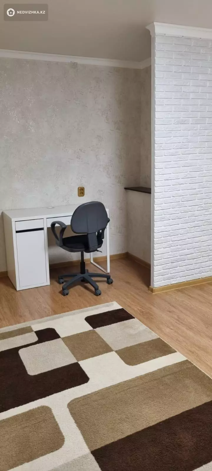2-комнатная квартира, этаж 4 из 4, 42 м², фотография 5