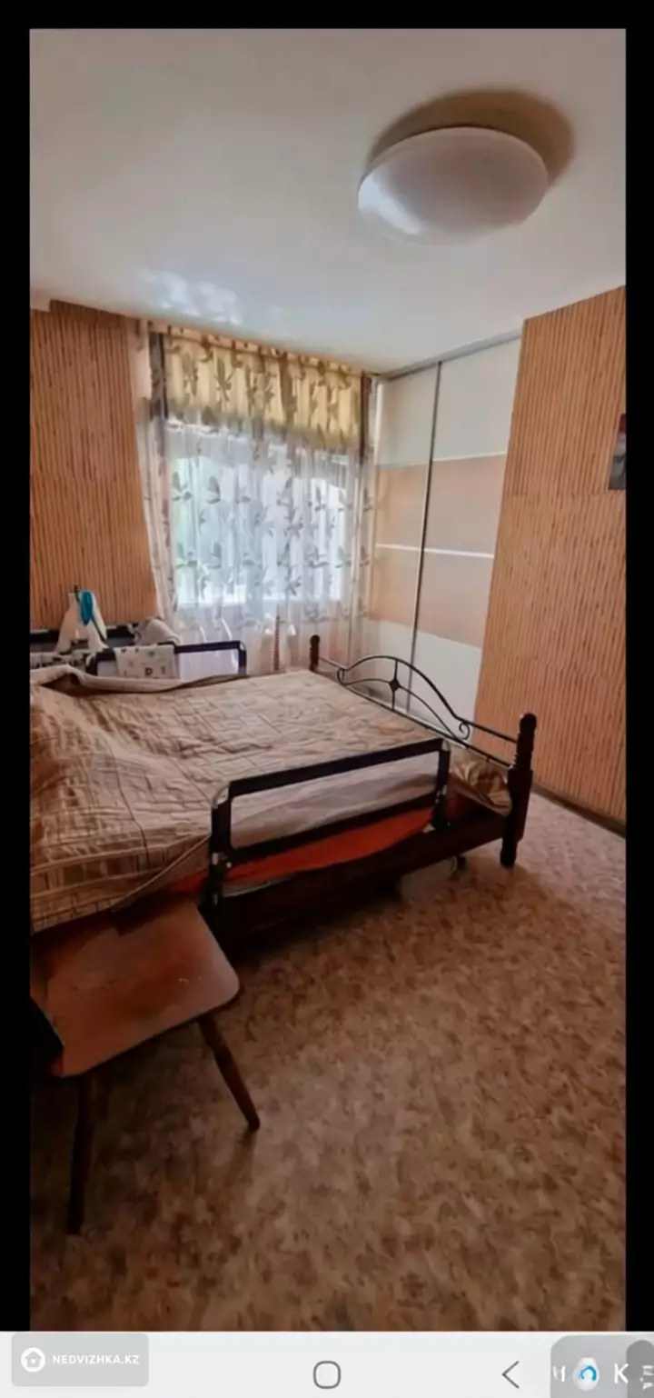 3-комнатная квартира, этаж 1 из 2, 180 м², фотография 5