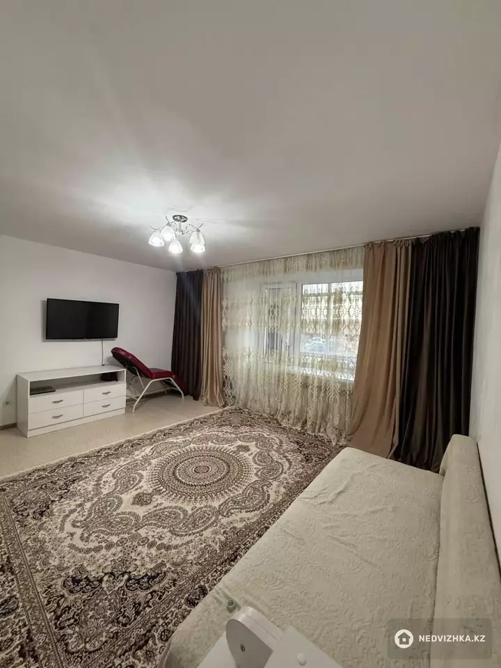 2-комнатная квартира, этаж 2 из 5, 55 м², фотография 3