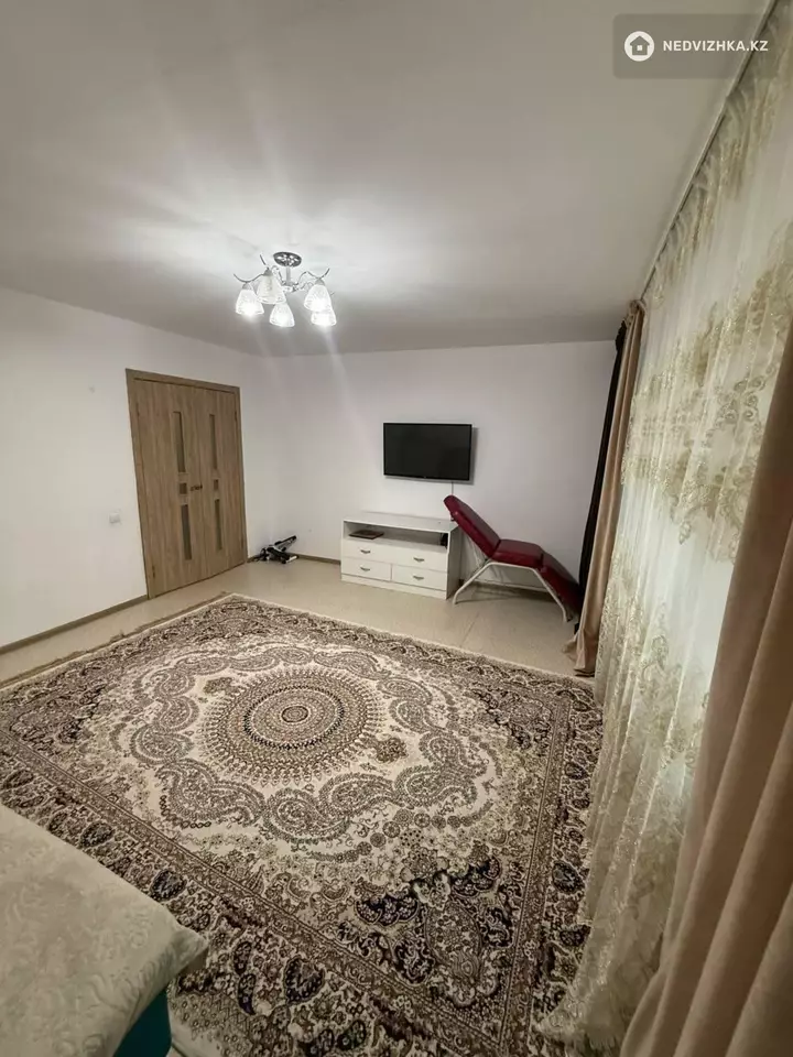 2-комнатная квартира, этаж 2 из 5, 55 м², фотография 4