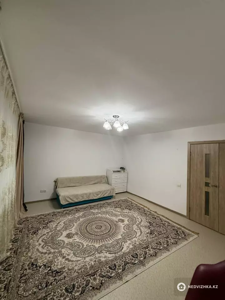 2-комнатная квартира, этаж 2 из 5, 55 м², фотография 5