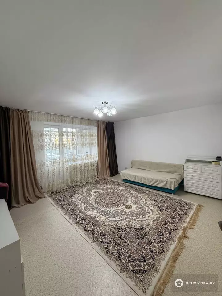 2-комнатная квартира, этаж 2 из 5, 55 м², фотография 5