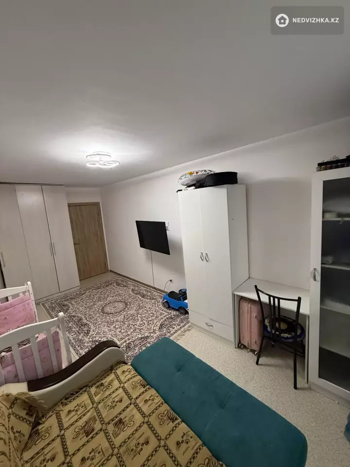 2-комнатная квартира, этаж 2 из 5, 55 м², фотография 3