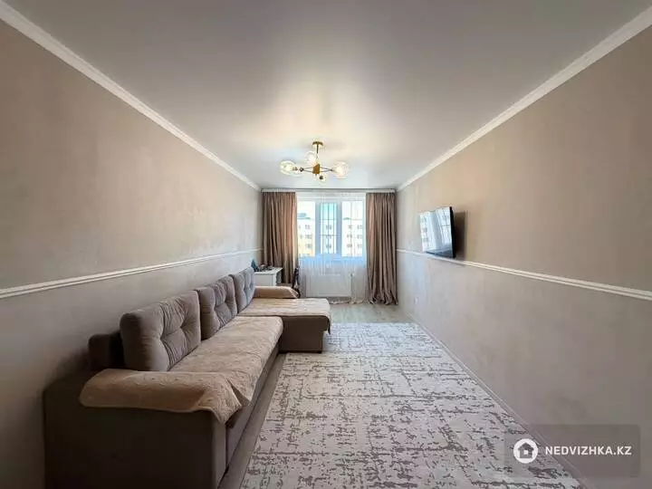 2-комнатная квартира, этаж 8 из 9, 63 м², фотография 3