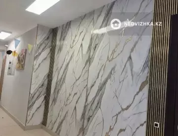 3-комнатная квартира, этаж 1 из 9, 82 м², миниатюра 9