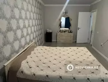 3-комнатная квартира, этаж 1 из 9, 82 м², миниатюра 6