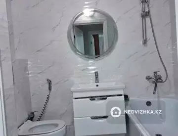 3-комнатная квартира, этаж 1 из 9, 82 м², миниатюра 7