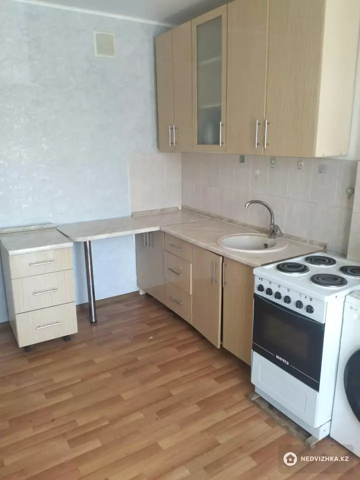1-комнатная квартира, этаж 3 из 13, 43 м²