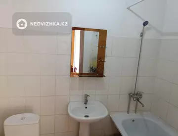1-комнатная квартира, этаж 3 из 13, 43 м², миниатюра 8