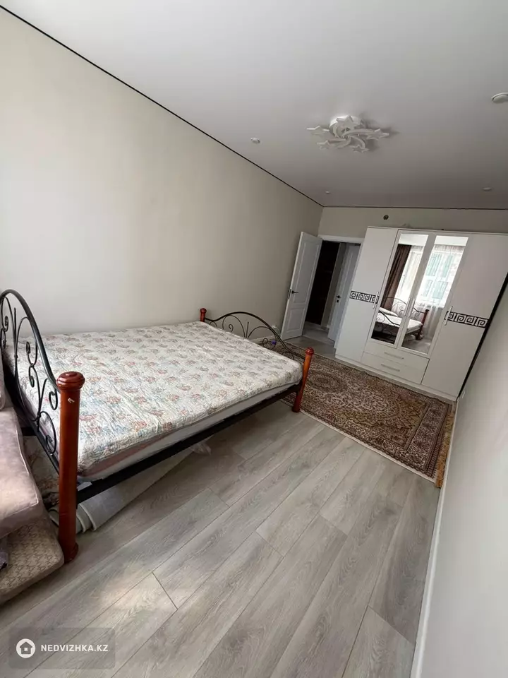 2-комнатная квартира, этаж 9 из 9, 57 м², фотография 5