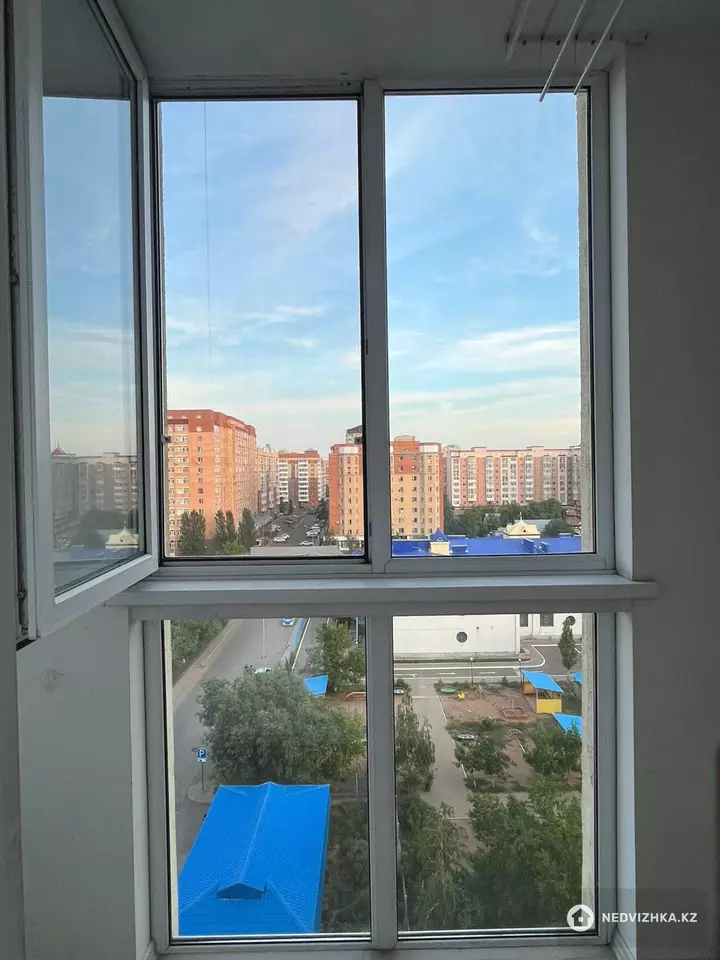 3-комнатная квартира, этаж 8 из 10, 72 м², фотография 4