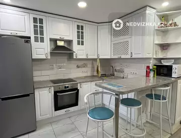 3-комнатная квартира, этаж 8 из 10, 72 м², миниатюра 7