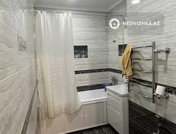 3-комнатная квартира, этаж 8 из 10, 72 м², миниатюра 10