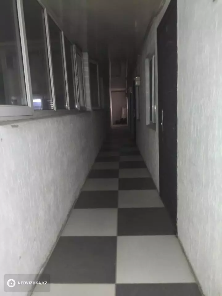 2-комнатная квартира, этаж 2 из 3, 15 м², фотография 2