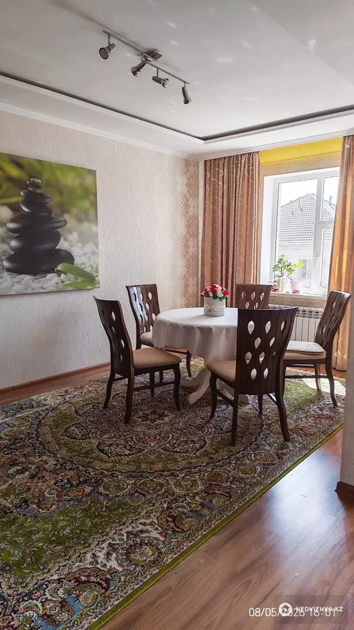 3-комнатная квартира, этаж 3 из 3, 80 м², 2-фотосурет