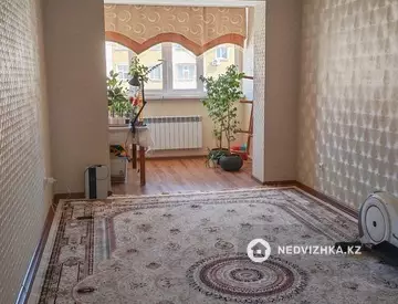 3-комнатная квартира, этаж 3 из 3, 80 м²
